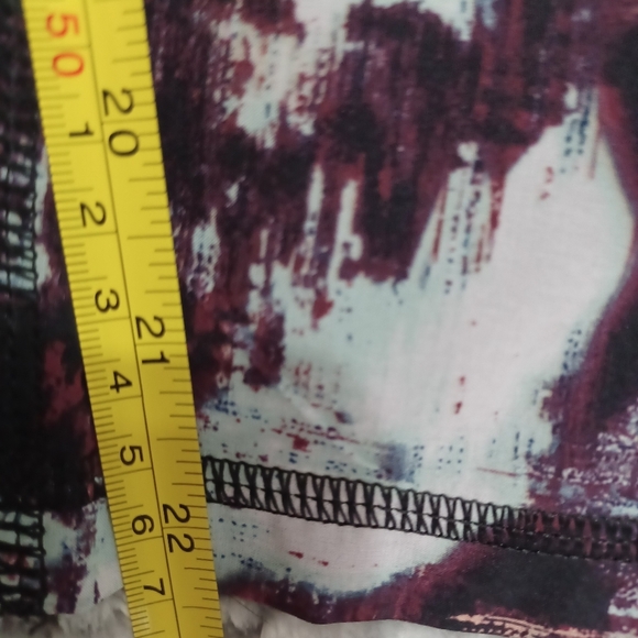 Lululemon Tranquil Crop Kara Blossom Multi / Black Sz 8 Athleisure Gorpcore - Picture 4 of 12